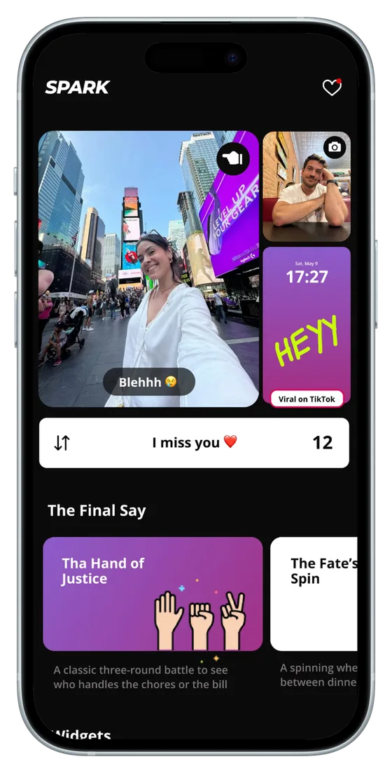 Spark app home screen with photo replies